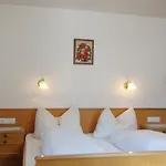 Haus Emberger Apartamento Gerlos