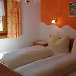 Apartament Haus Emberger *
