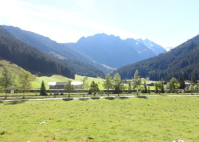 Haus Emberger Lägenhet *